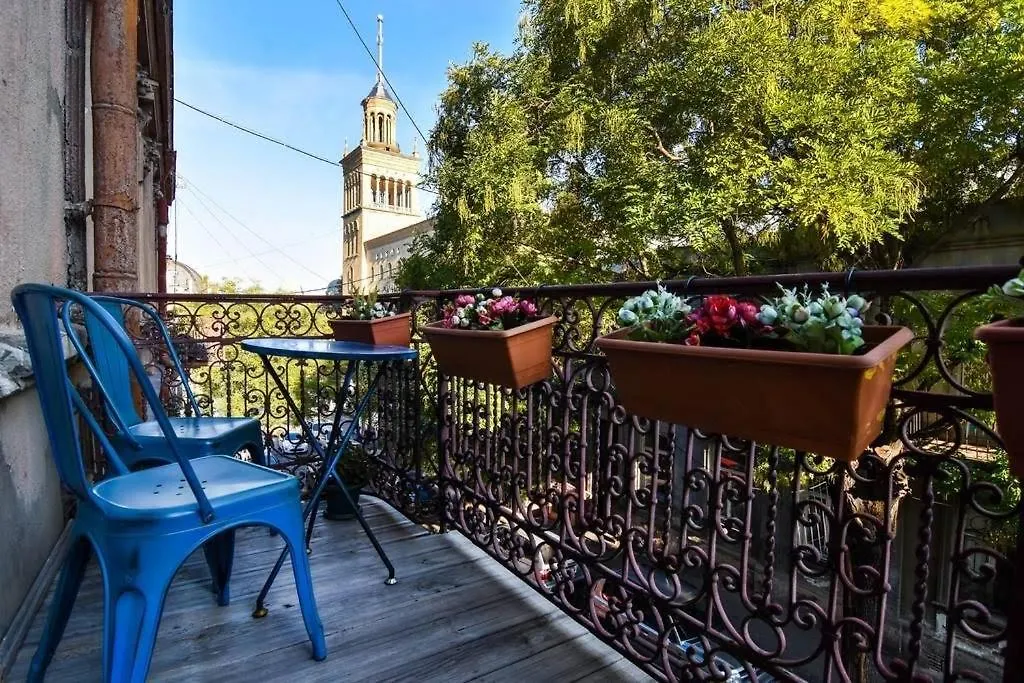 Wonderful Apartment In The City Center Of Tbilisi 0*,