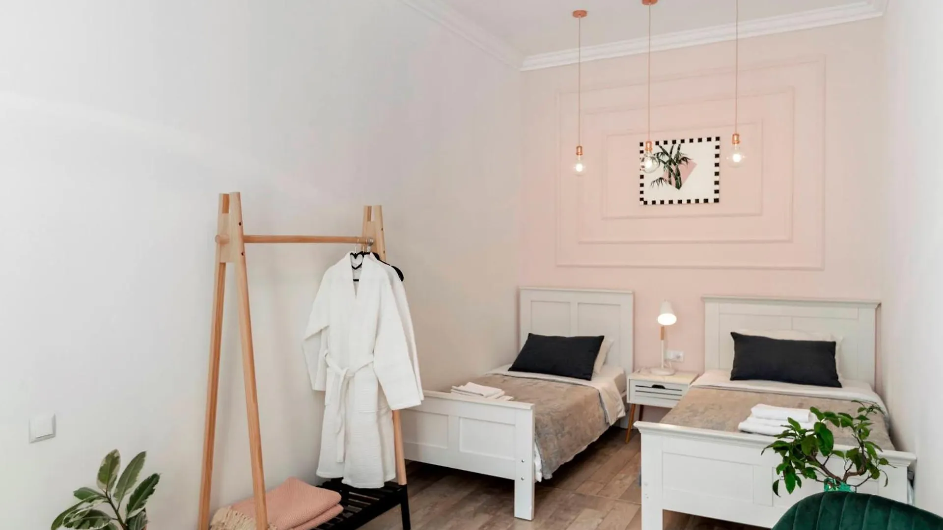 Wonderful Apartment In The City Center Of Tbilisi 0*,  Geórgia