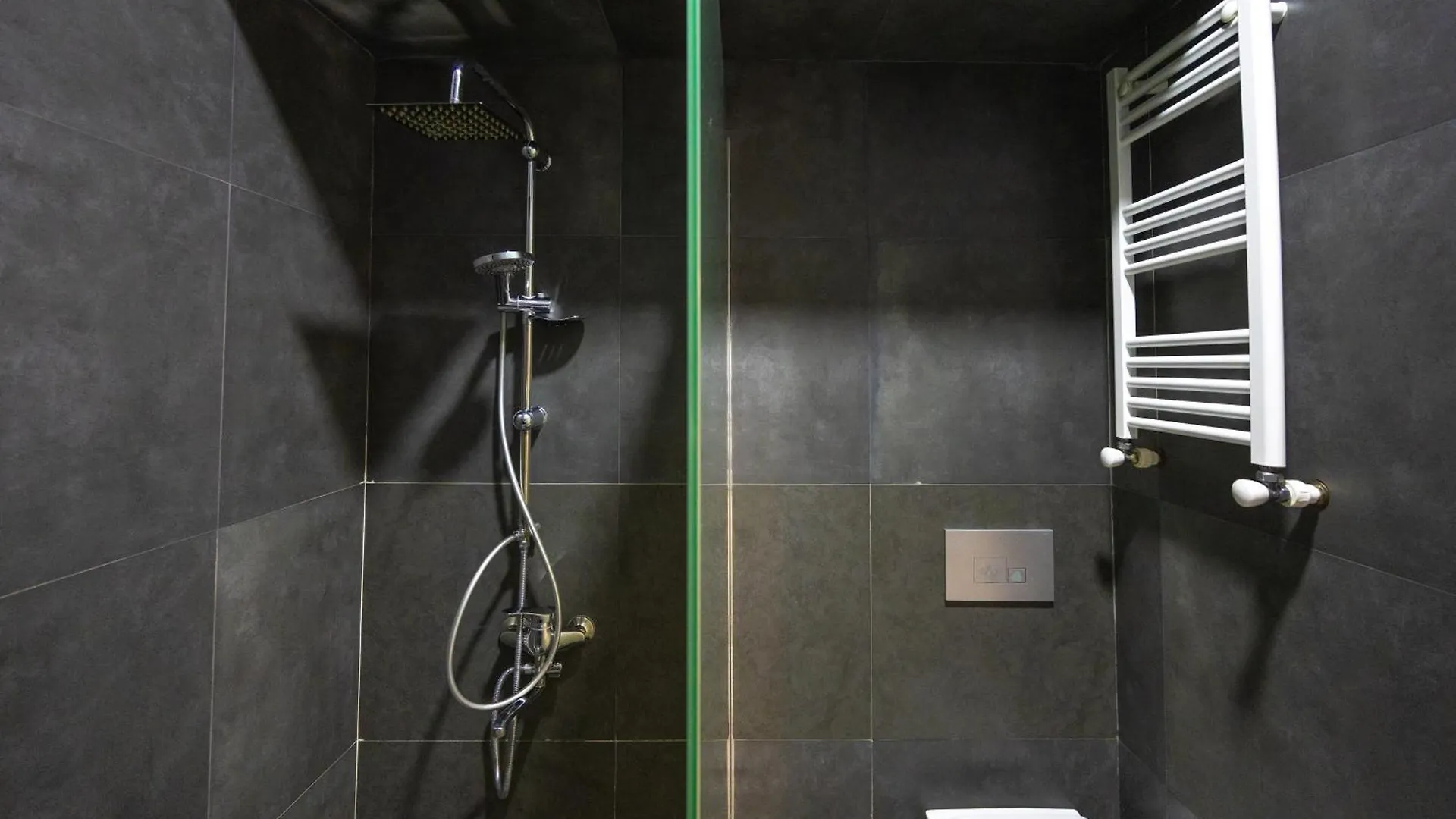 Wonderful Apartment In The City Center Of Tbilisi