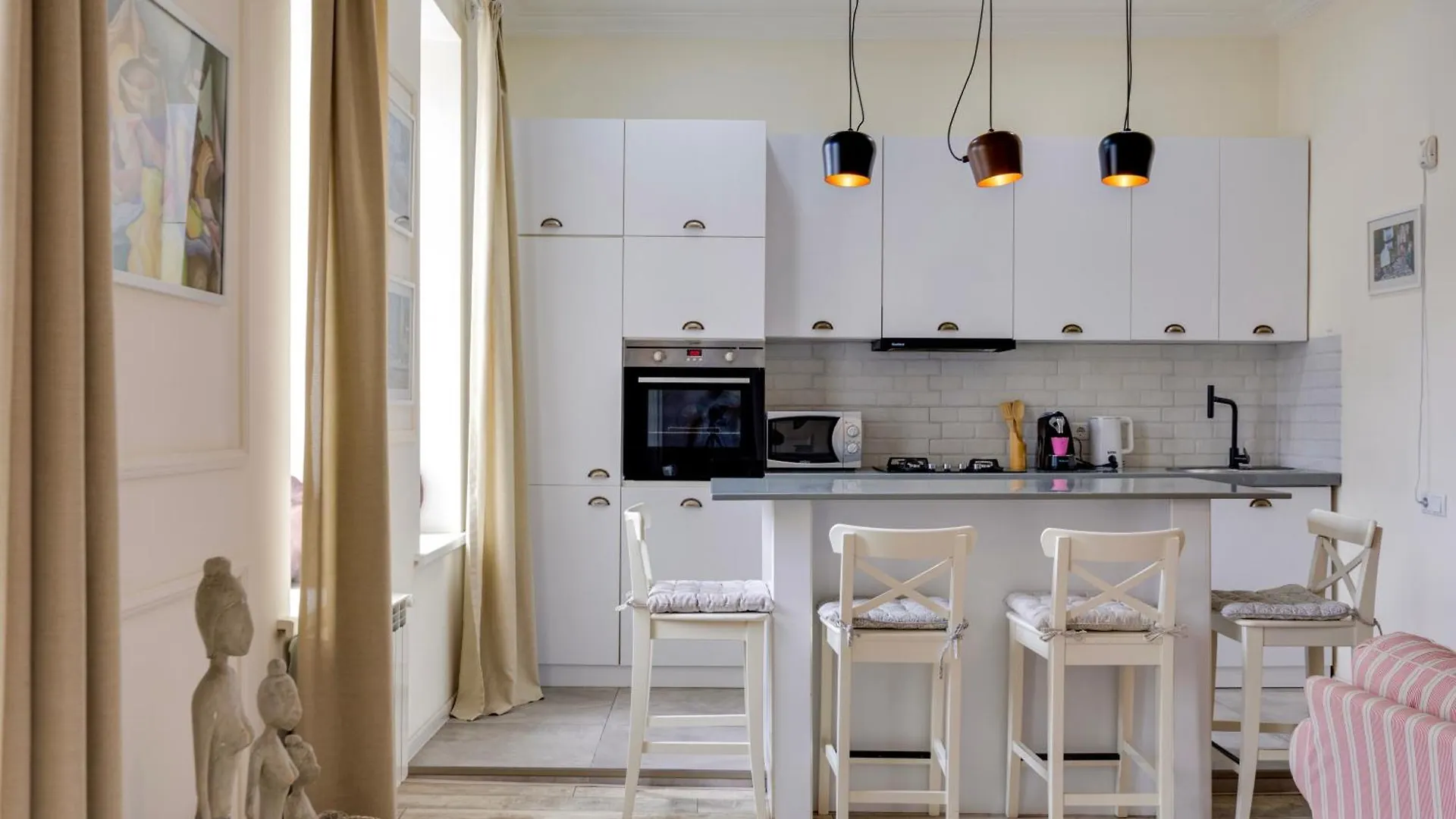 Wonderful Apartment In The City Center Of Tbilisi