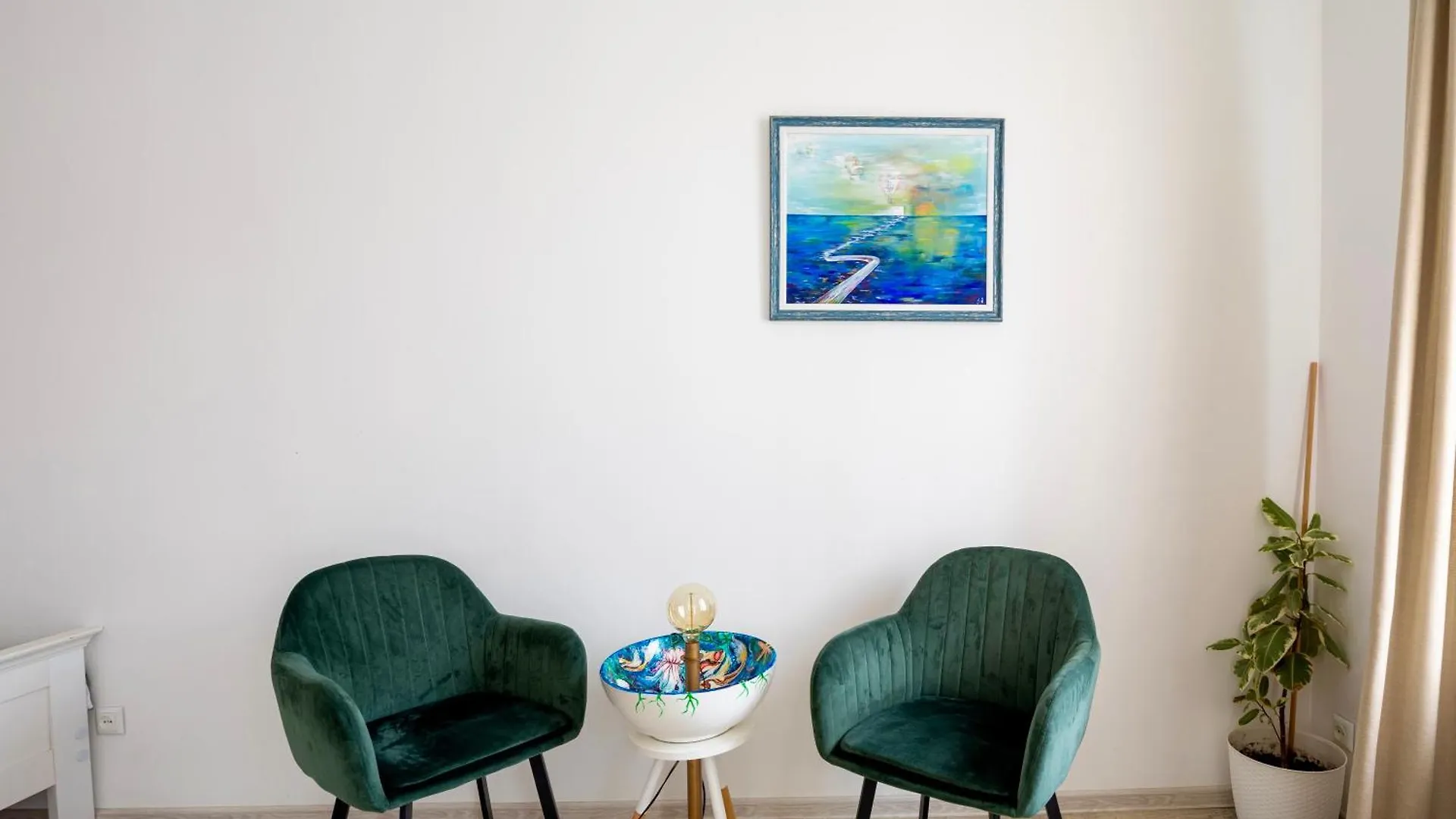 Wonderful Apartment In The City Center Of Tbilisi 0*,  Geórgia