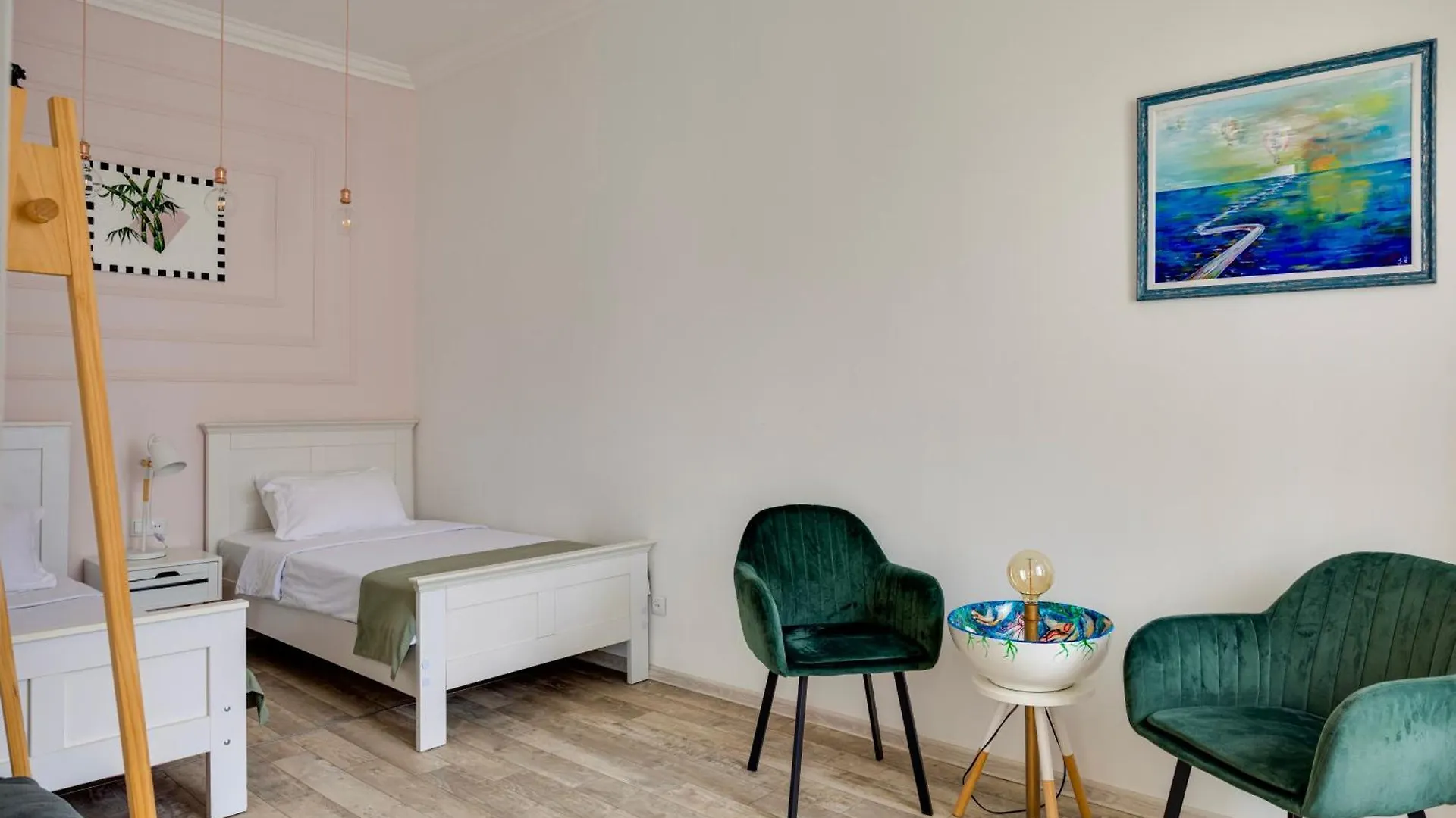 Wonderful Apartment In The City Center Of Tbilisi