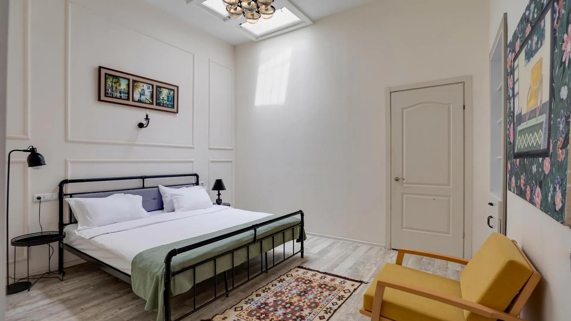 Wonderful Apartment In The City Center Of Tbilisi